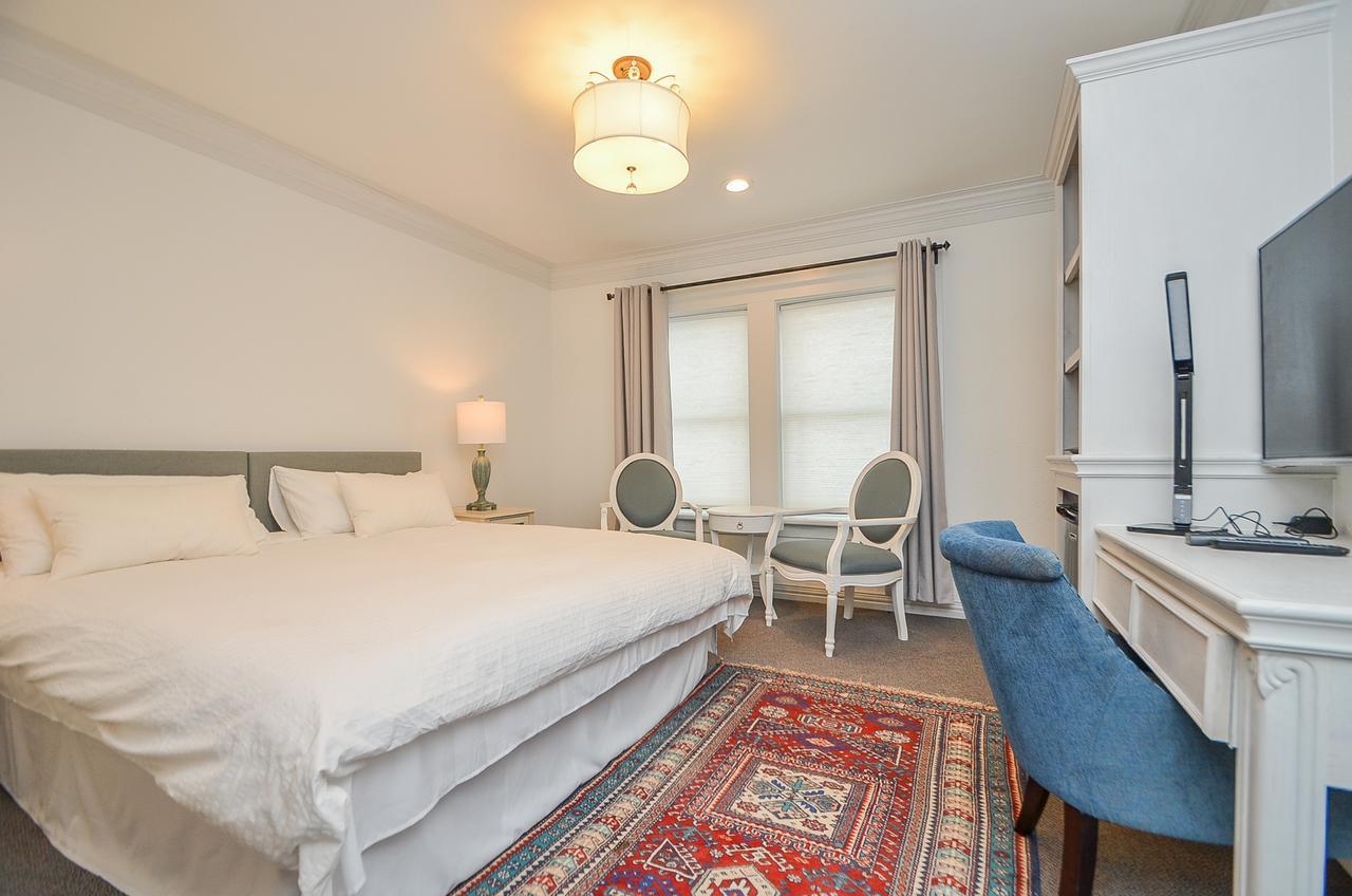 Towers, Downtown Med Ctr, Nrg, Adults Only Guest house