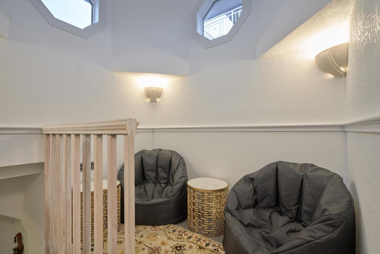 Towers, Downtown Med Ctr, Nrg, Adults Only Guest house 3*